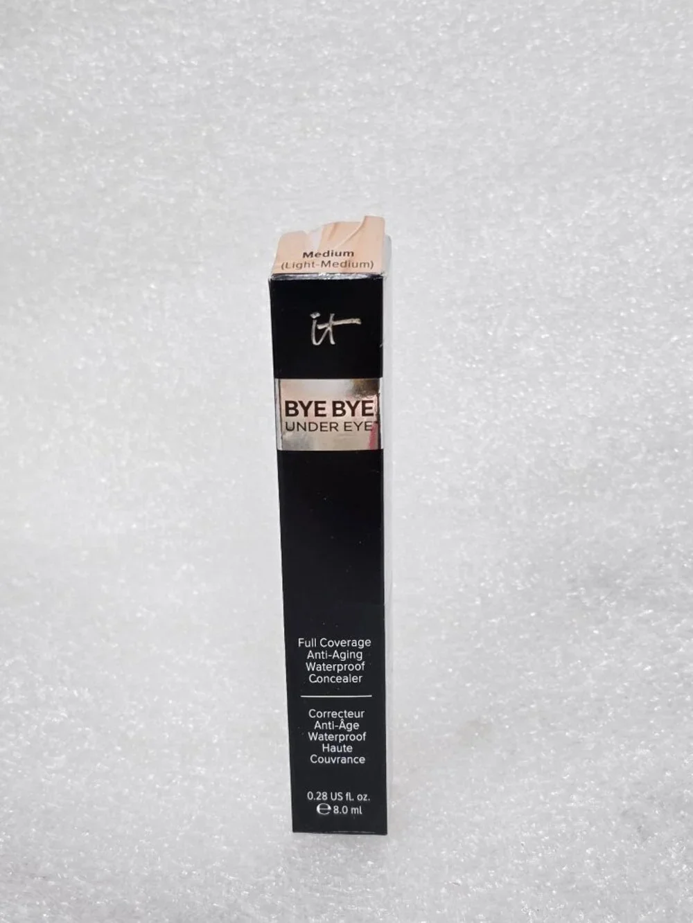 It Cosmetics Bye Bye Under Eye Light Medium Full-Coverage Waterproof Concealer